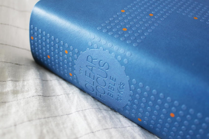 NIrV Clear Focus Kids Bible - ADHD & Dyslexia-Friendly (Leathersoft Blue)